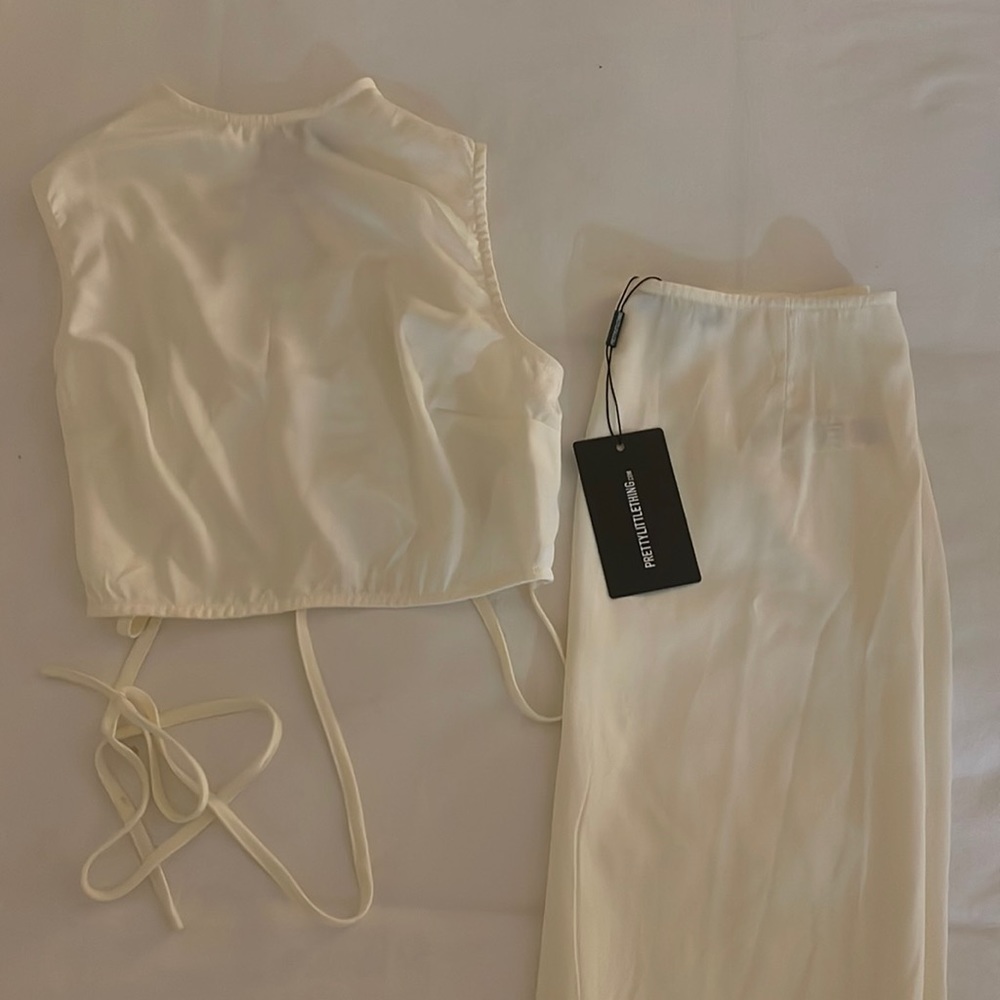 Brand new two piece silk skirt set (with tags)